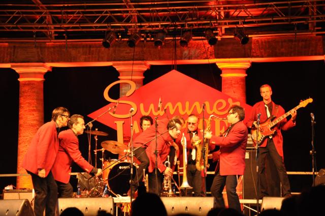 min 2010 08 03 palco centrale 106